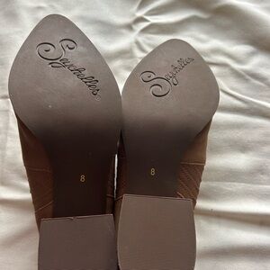 Seychelles Brown Ankle Boots